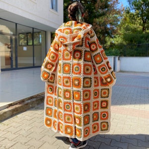 Cardigan all&#39;uncinetto, maglione da donna, cappotto da donna, cardigan invernale in maglia spessa, cardigan con motivo afgano. Maglione in stile boho, maglione di design