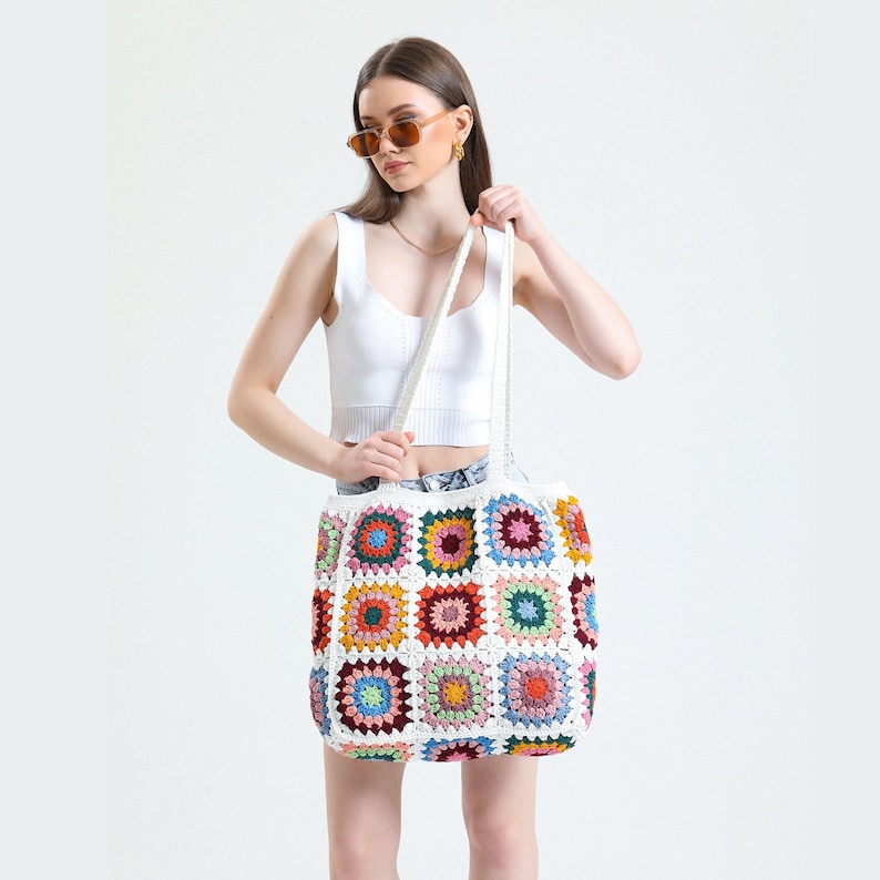 Crochet Bag, Crochet Purse, Granny Square Woman Bag, Crochet tote Bag, Retro Bag, Hippie Bag, Gift for Her, Boho Bag, Vintage Style Bag image 6