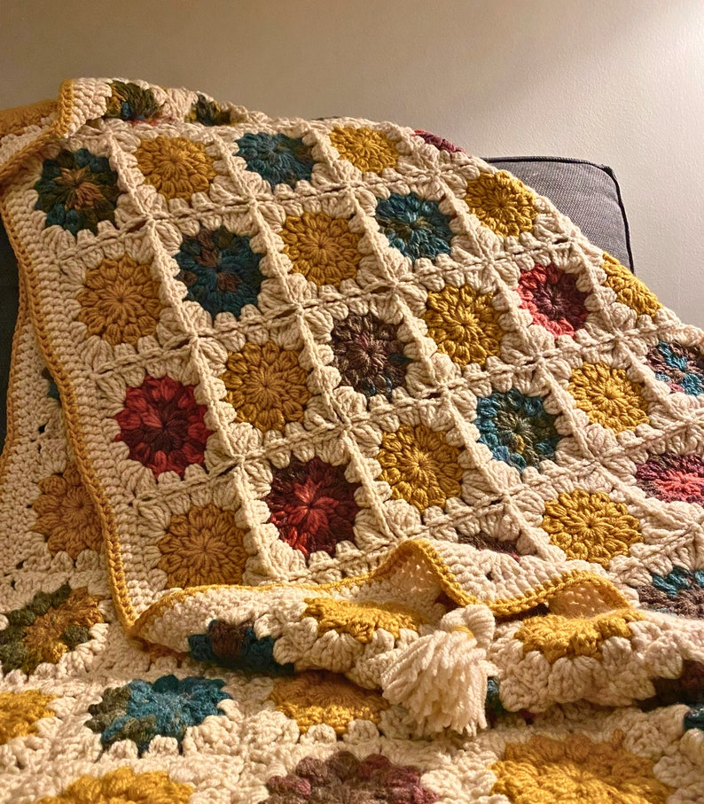 Crochet Blanket, Granny Square Bedspread Throw, Afghan Motifs Blanket, Tv Blanket,Boho Style Blanket, Vintage Blanket, Home Fashion Blanket image 4