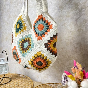 Crochet shoulder bag, Granny square bag, Gift For Birthday, Bohemian style purse, Sunflower vintage bag, Afghan Bag, Gift for Woman purse image 3
