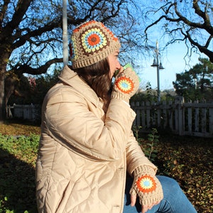 Accesorio de invierno de crochet, gorro y guantes de punto, regalo para mujer, conjunto de gorro cuadrado de abuela, accesorio de crochet hecho a mano, cuello multicolor