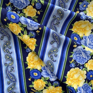 Tela acolchada con borde Angelica, tela de algodón floral Timeless Treasures azul amarillo C6361. Azul marino