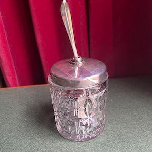 Vintage antike Senf Marmelade Topf. Geschliffenes Glas mit versilbertem Deckel Einmachglas. Glasdose mit Silber Deckel und Löffel. Punziertes Silber Deckelglas.