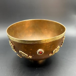Decorative footed copper bowl with applied dragon detail and semi precious stone embellishments. Vintage two tone copper console bowl.