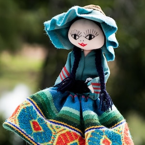 Andean Vintage doll 12in Tall Hand stitched Cusco Peru
