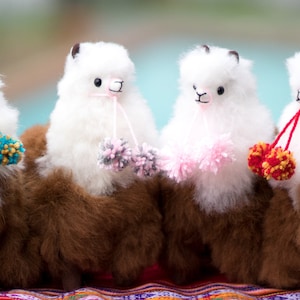 Fluffy Alpaca 8.5in Tall figure Toy, Soft stuffed Llama Fur Birthday Gift Soft Peruvian Alpaca Wool Teddy Doll Wholesale