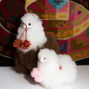 Alpaca Fur Set of 3 Llama Figure Plus babies Fluffy Handmade Alpaca Wool Ornaments Gift Stuffed  Andean Animals Toy