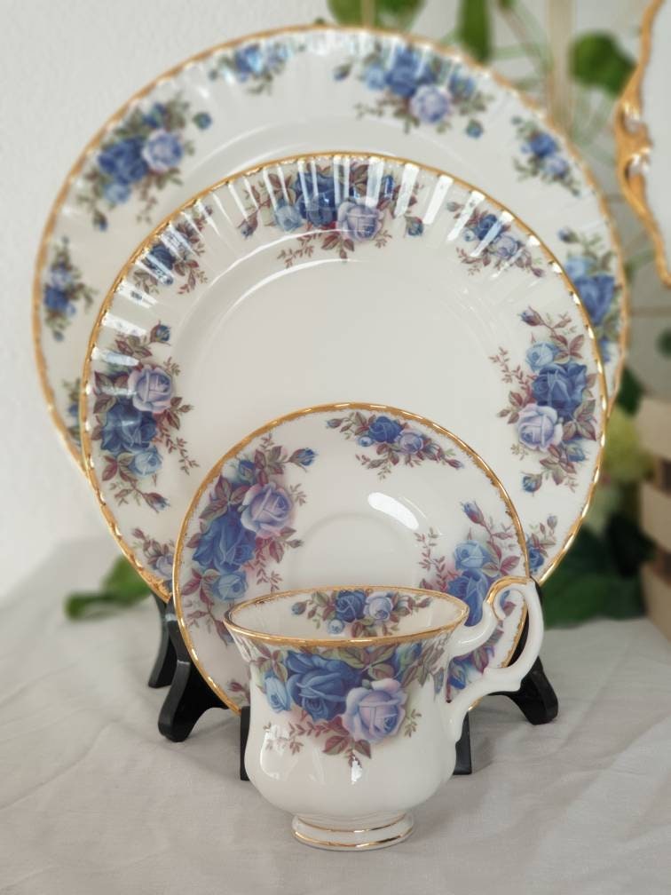 Royal Albert Moonlight Rose Breakfast,lunch, Dinner Quad Set for 6