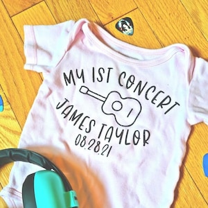 Baby&#39;s first concert shirt/ Baby&#39;s first concert onesie®/ First concert t-shirt/ Cute baby shower gift