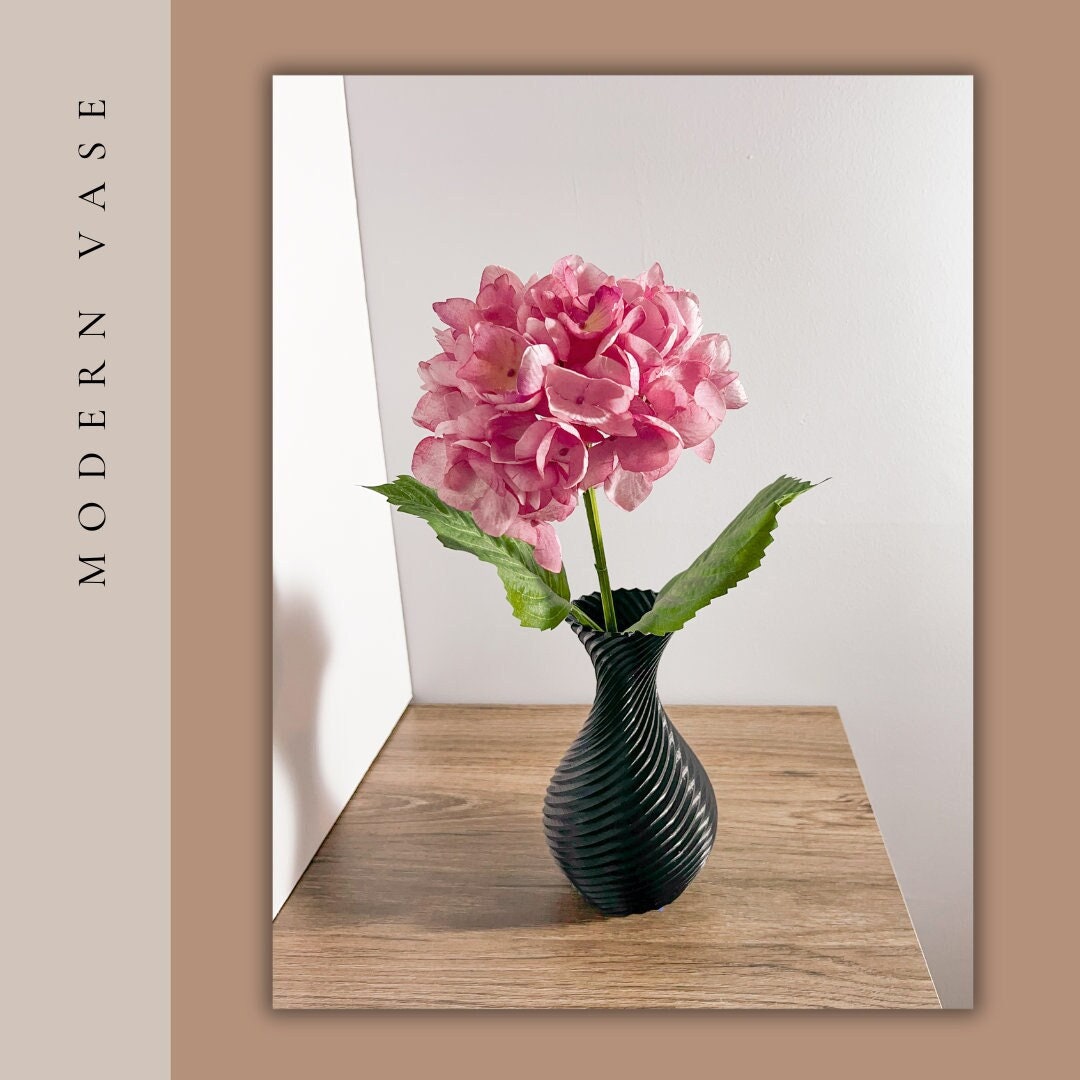 Black Vase Floral Arrangement Swirl Vase Gift for Her, Elegant Home