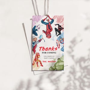K&ouml;nnte beinhalten: Eine farbenfrohe Dankeskarte mit einem Aquarellhintergrund, auf dem verschiedene Superhelden zu sehen sind, darunter Spider-Man, Iron Man, Captain America, Hulk und Thor. Der Text lautet "Danke f&uuml;rs Kommen. Du hast meine Party super gemacht. Liebe, Madleen."