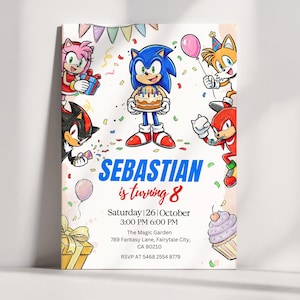 K&ouml;nnte beinhalten: Geburtstagseinladung mit der Figur Sonic the Hedgehog, die einen Kuchen mit Kerzen h&auml;lt. Die Einladung enth&auml;lt den Namen "Sebastian", das Alter "8" und Party-Details. Weitere Charaktere sind ebenfalls abgebildet.