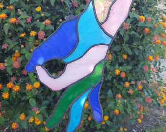 Finger game (Stained glass suncatcher)