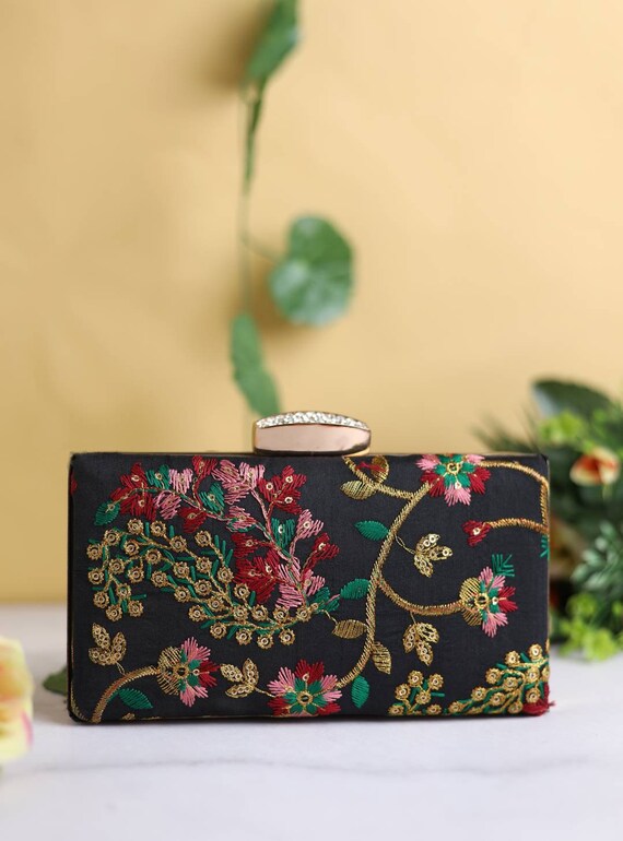 Buy DN Enterprises Stylish Women's Purse Clutches Traditional Look For  Women Designer Purse - Black Online at Best Prices in India - JioMart.