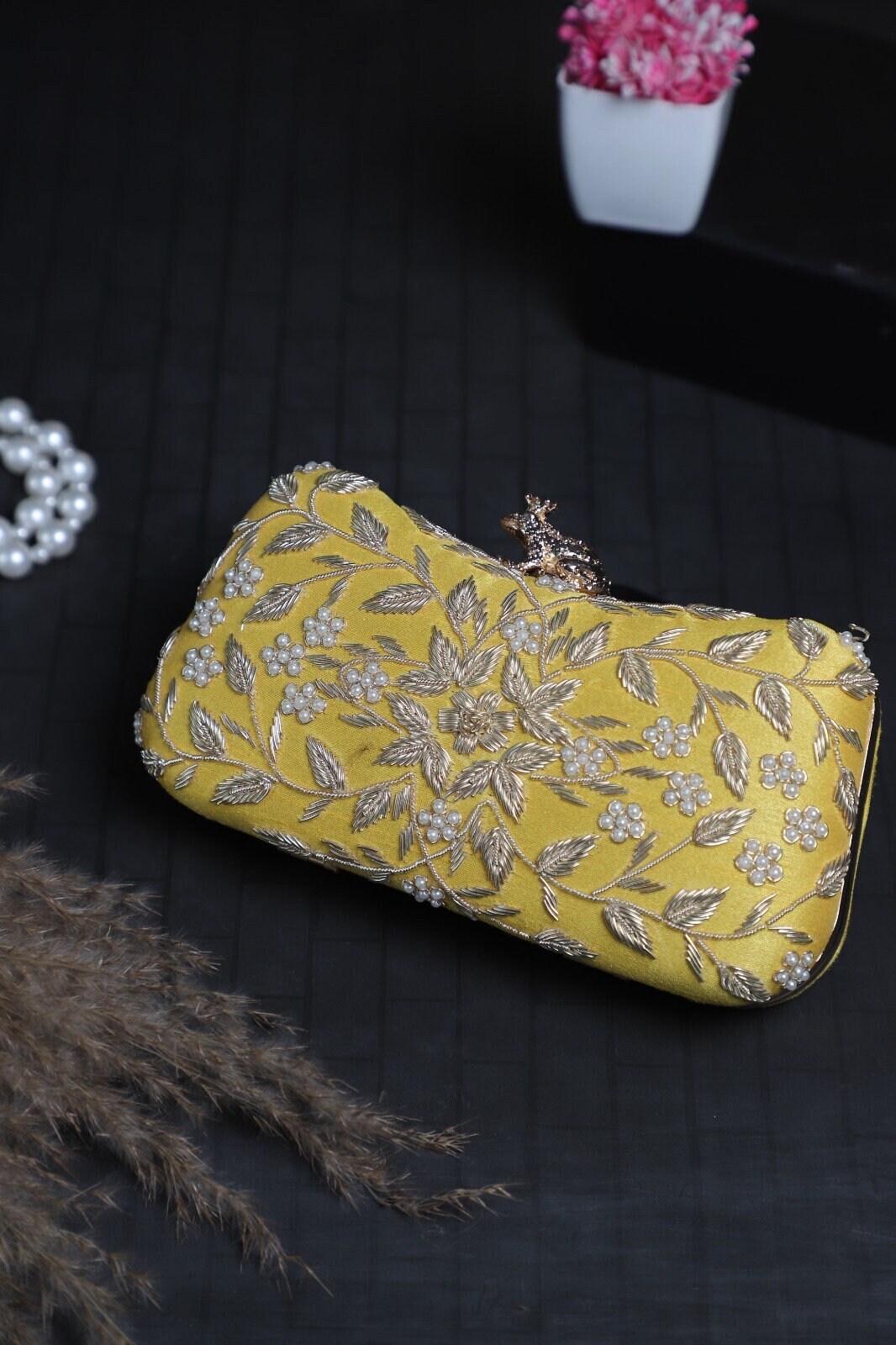 Yellow Minimalist Clutch Bag for Gift – Cute Handbag Mini