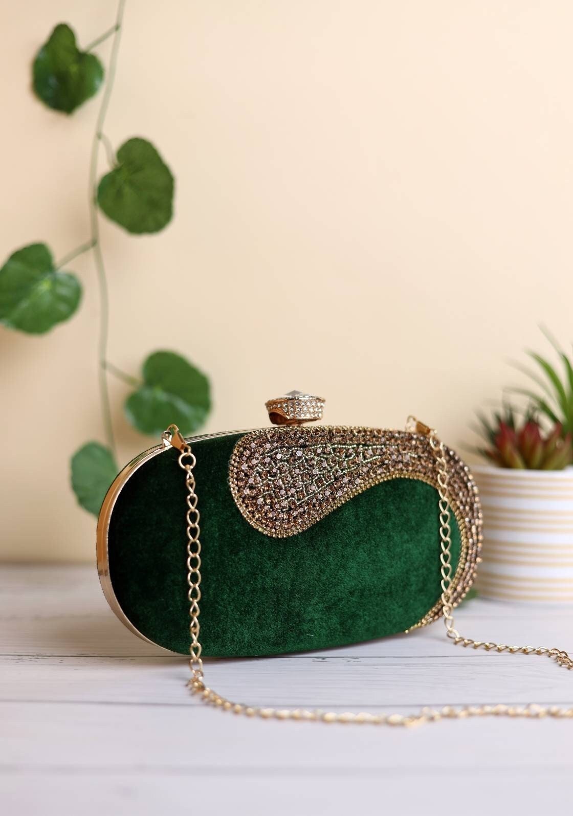 Velvet Emerald Green Clutch Purse Bag Embroidered With Faux 