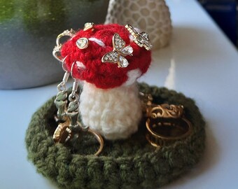 Handmade crochet mushroom jewellery holder perfect for earrings, rings, bracelets~ cottagecore