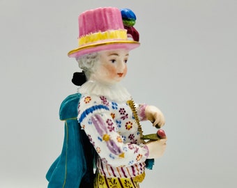Affascinante statuetta antica in porcellana Royal Vienna raffigurante un dandy di 15 cm.