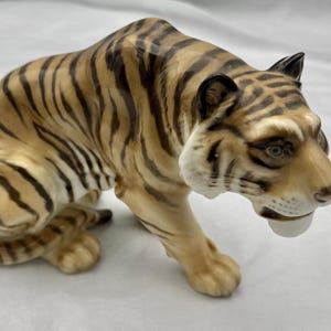 Large Vintage 1950s Germany Hutschenreuther Crouching Tiger