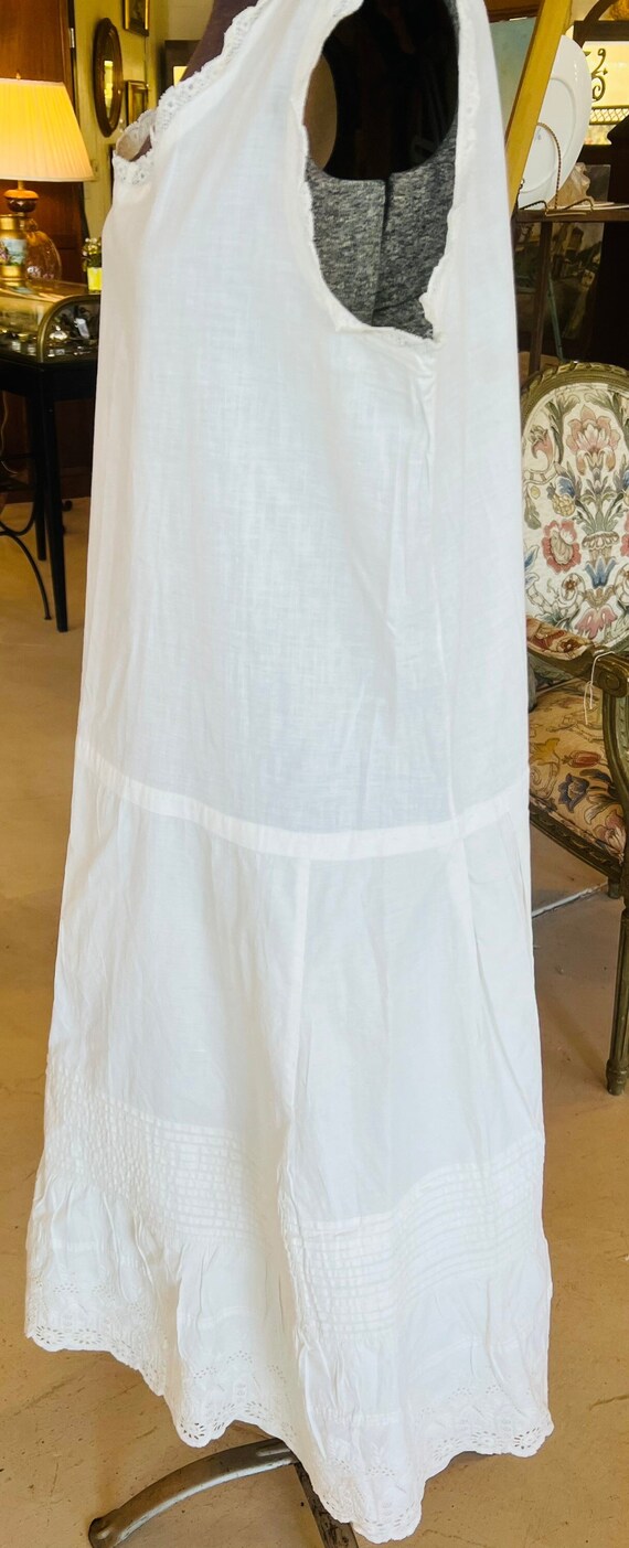 Antique Victorian White cotton Eyelet Embroidered… - image 1