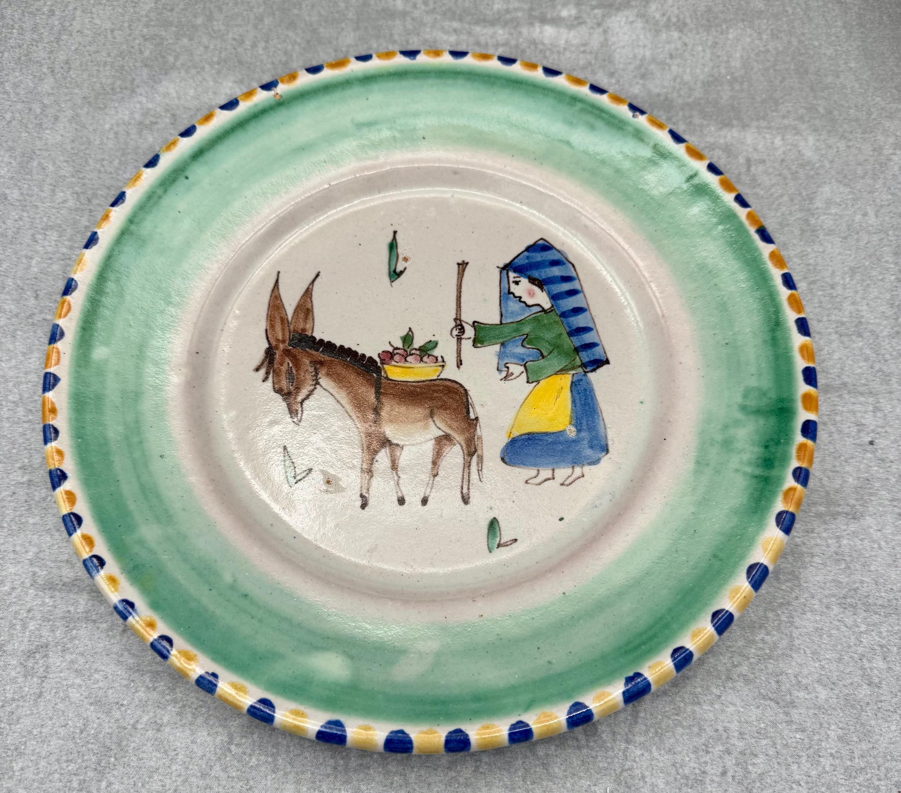 Vintage Italian Vietri Cassetta HP 9.5” Ceramic Plate Villager