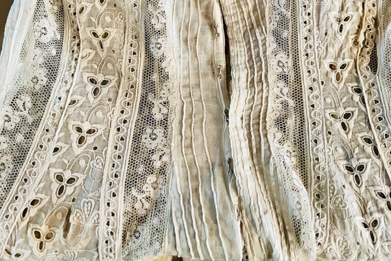 Lovely Antique Edwardian White Cotton Lawn lace R… - image 9