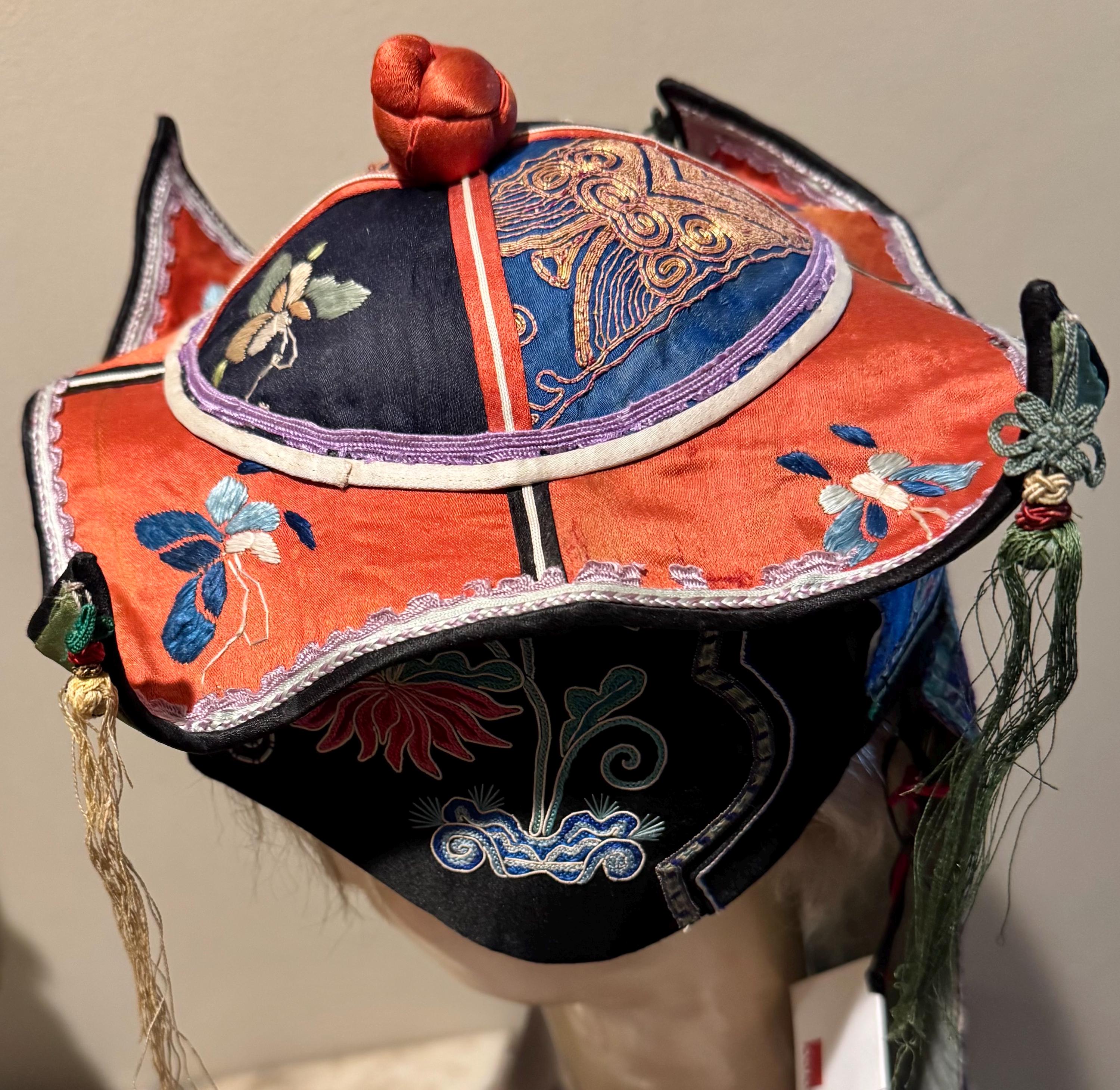 アンティーク中国清朝刺繍シルク隠しステッチ子供用パゴダ祭り帽子