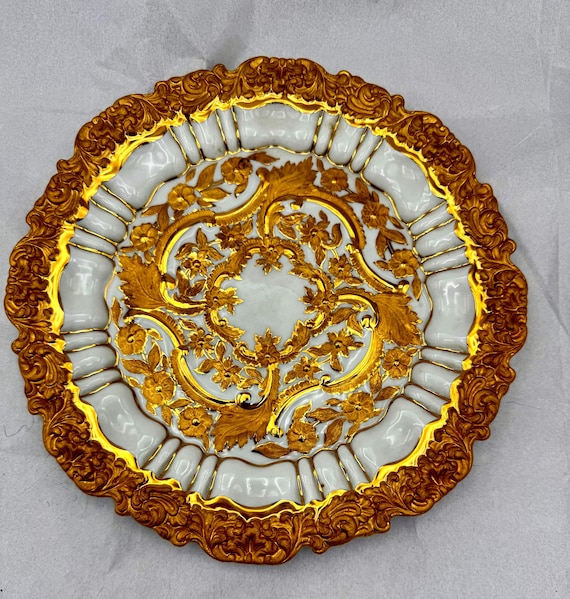 23cm マイセン MEISSENゴールドレリーフ キャビネットプレート ロココ Antique Meissen Rococo Encrusted Gold White Porcelain 8.5” Cabinet