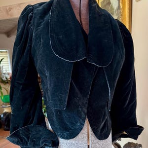 Antique Victorian Black Velvet Jacket Bodice x small