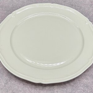 Villeroy & Boch Manoir 12.5” Ceramic Chop Plate Charger