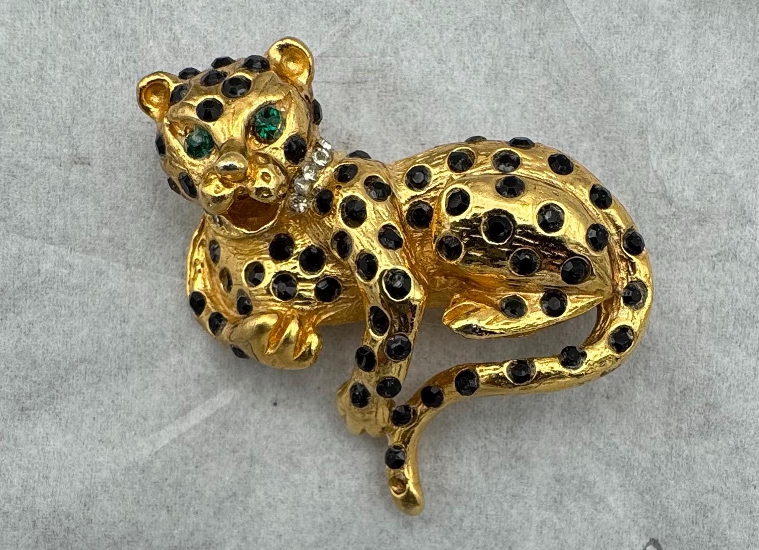 ヴィンテージピンリクライニングワイルドキャットベビーレオパード