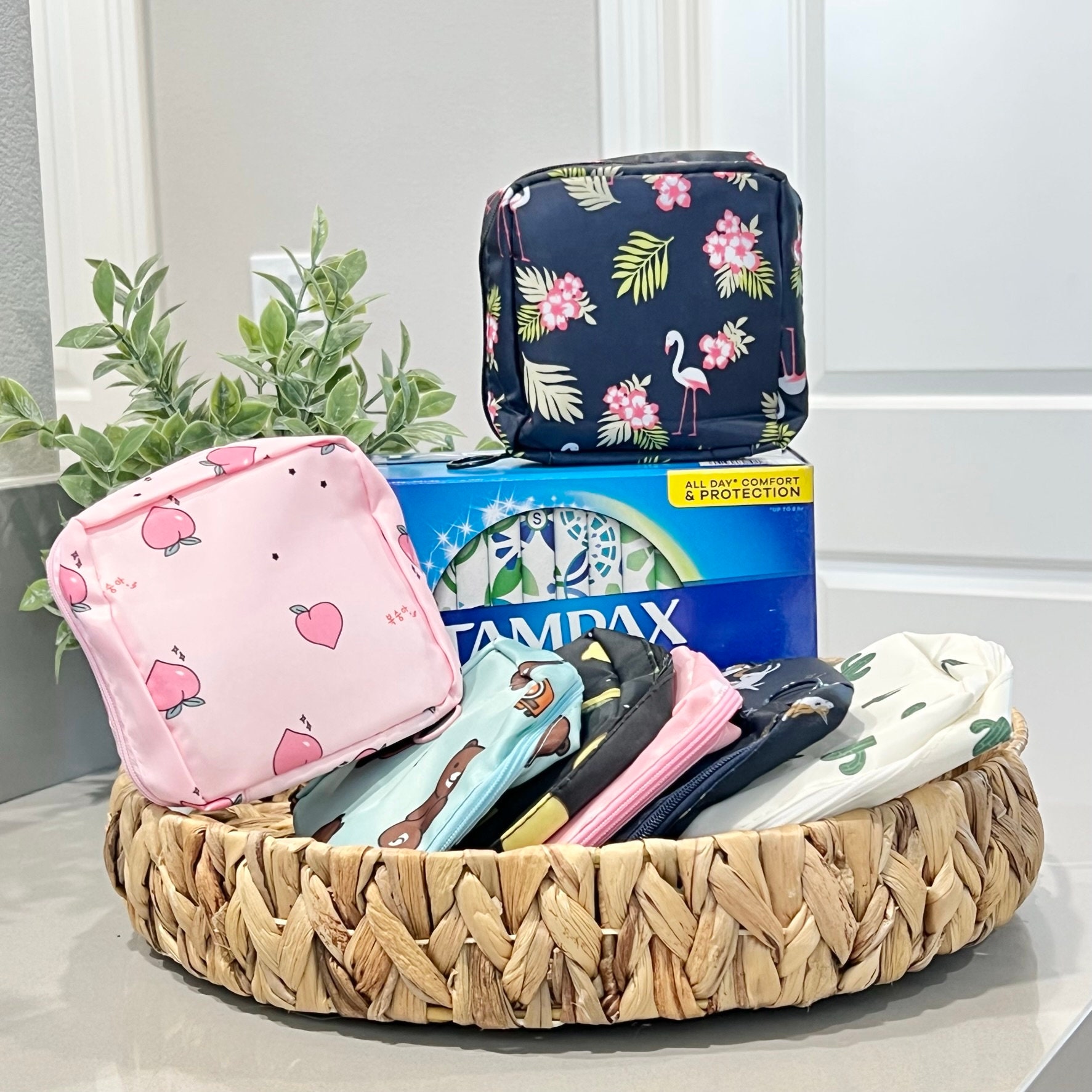 Beautiful Landscape,Period Pouch Portable,Tampon Storage Bag,Tampon Holder  for Purse Feminine Product Organizer : Health & Household 