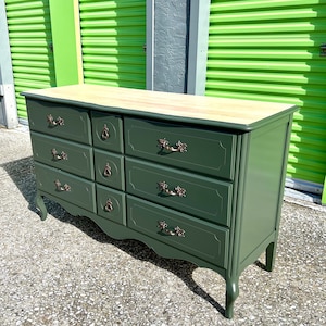 Refinished Mid Century Vintage French Provincial Sage Green Walnut Wood 9  Drawer Dresser - Etsy