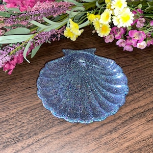 Blue and purple sparkling seashell soap dish