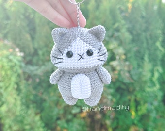 Bicolor Cat Keychain - Crochet Pattern - Cat Amigurumi - Crochet Cat - Handmade Gift - Birthday Gift -English Pattern- Instant Download