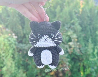 Tuxedo Keychain - Crochet Pattern - Tuxedo Cat Amigurumi - Crochet Tuxedo - Handmade Gift - Birthday Gift -English Pattern- Instant Download