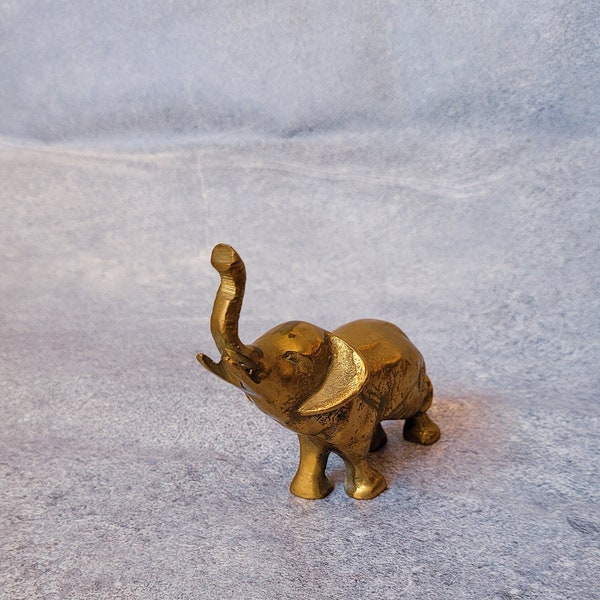 Small Brass Elephant, Vintage, Knick Knack, Ring holder, Trinket