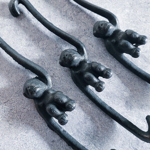 Vintage Cast Iron Hanging Monkey, Hooks, Decoration, Made in Taiwan, Outdoor, Indoor