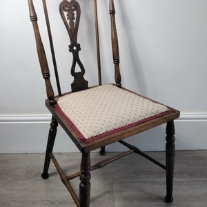 Wooden fancy chair deals