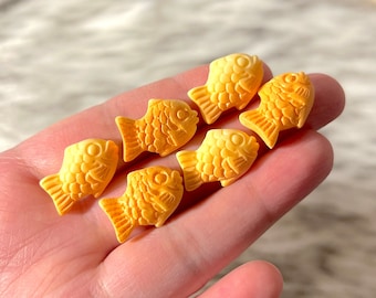 Taiyaki Fish Snack Tiny Magnets - 6 in 1 Set - Street Food/Dessert/Snack Magnets