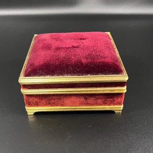 Vintage Centurion Roter Samt Musik Schmuckschatulle