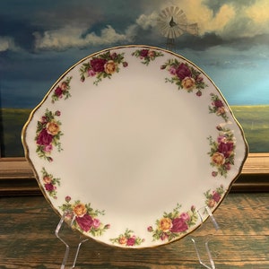 Vintage Royal Albert Old Country Roses Cake Plate