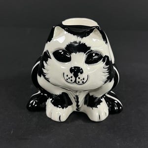 Classic Lorna Bailey Studio Art Pottery Hand Painted Black and White Cat Candle/Tea Light Holder Signed and Numbered Made in England