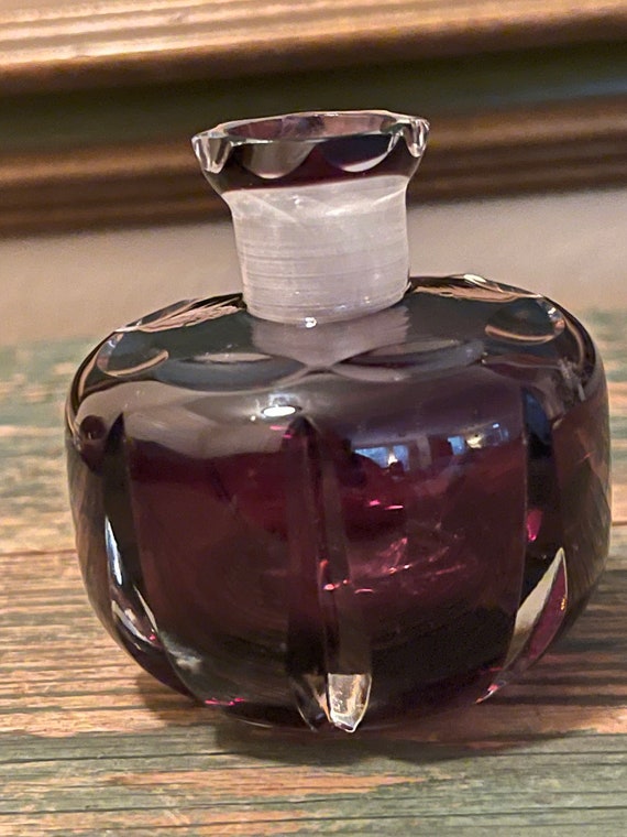 Vintage Amethyst Crystal Perfume Bottle Mint Cond… - image 3