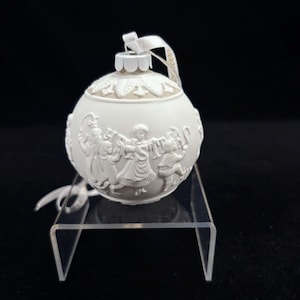 Wedgwood Jasperware Merry Christmas Ball Ornaments IOB