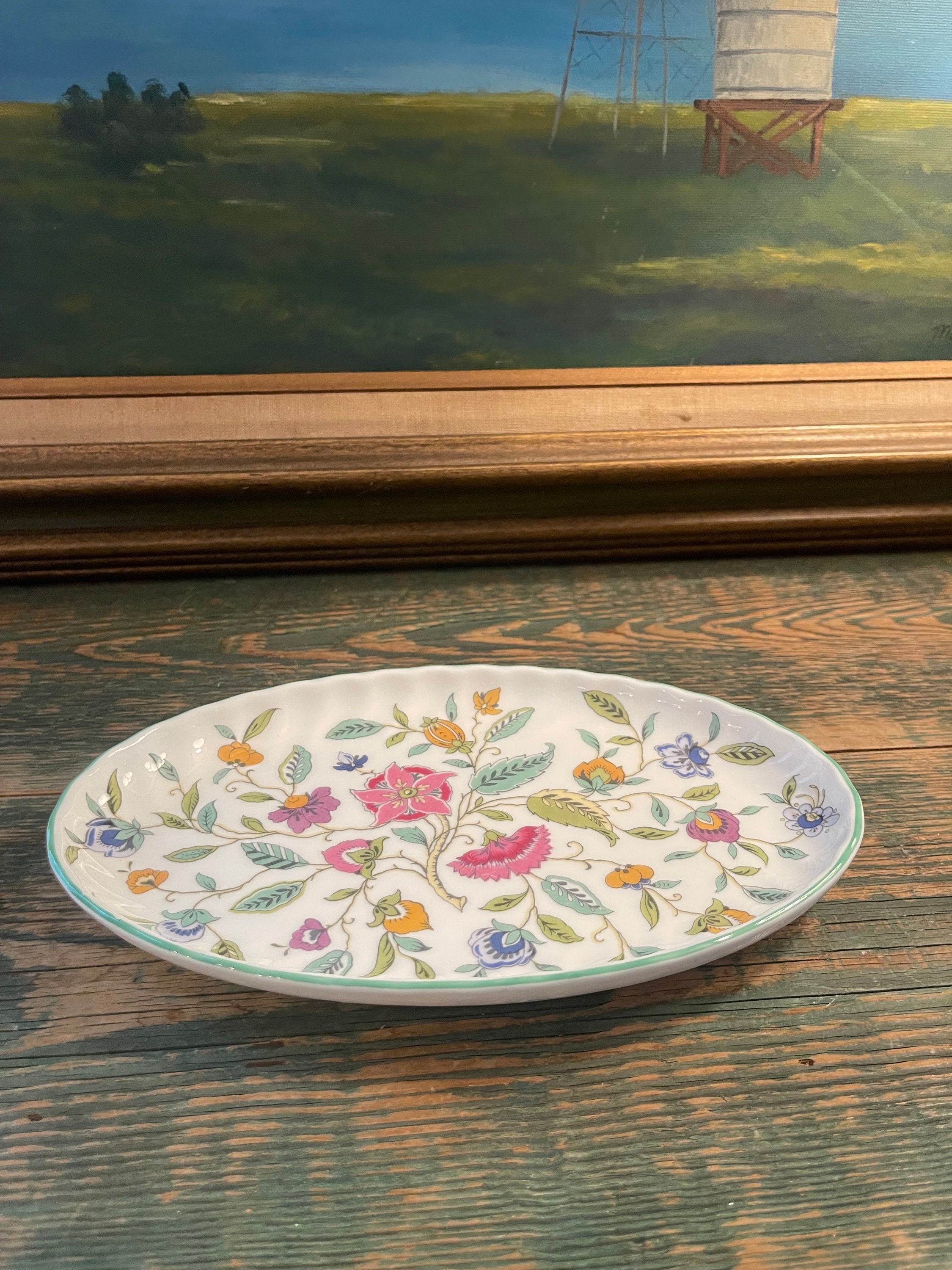 HADDON HALL　MINTON 英国製　プレート Minton Haddon Hall Bone China Set, 6 Pieces, Made In England