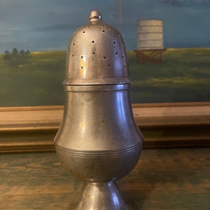 Vintage/Antique Large Victorian Silver Plated Muffineer/Sugar Shaker
