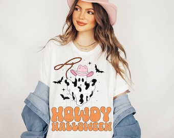 Ciao Halloween PNG, Sublimazione stile cowgirl fantasma retrò, Design per maglietta di Halloween western, PNG carino per la stagione spettrale, Download digitale