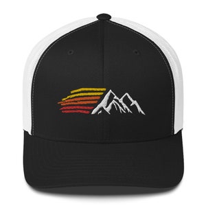 OFF ROADING RETRO Colors Trucker Cap - Off Road Hat 4x4 - For Men Women Him Her