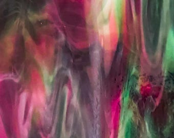 90 COE BULLSEYE "Cranberry Pink/Emerald Green/White Opal Streakie" (BE003345.30) 10"x10" 5"x7" or 5"x5". Used for fused glass art, jewelry.